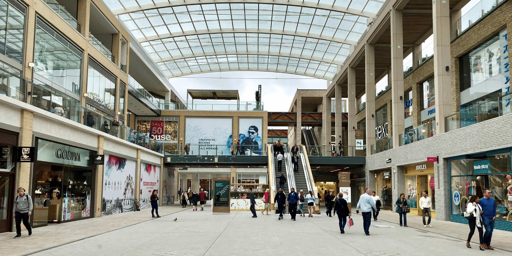 Comment le papier peint transforme les espaces commerciaux